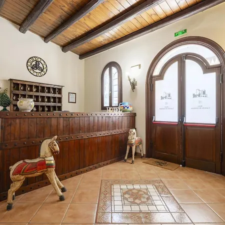 Castello Di Giuliano Montelepre