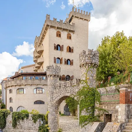 Castello Di Giuliano