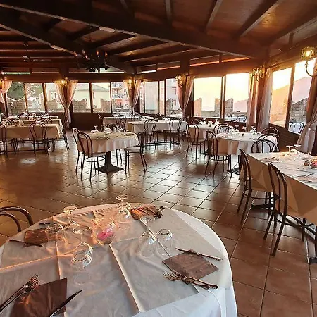 ホテル Castello Di Giuliano 3*